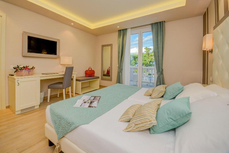 Hotel Villa Garuti 加达湖畔帕登赫 外观 照片