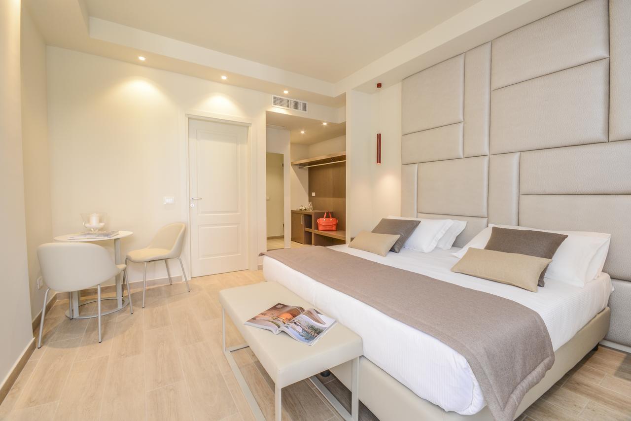 Hotel Villa Garuti 加达湖畔帕登赫 外观 照片