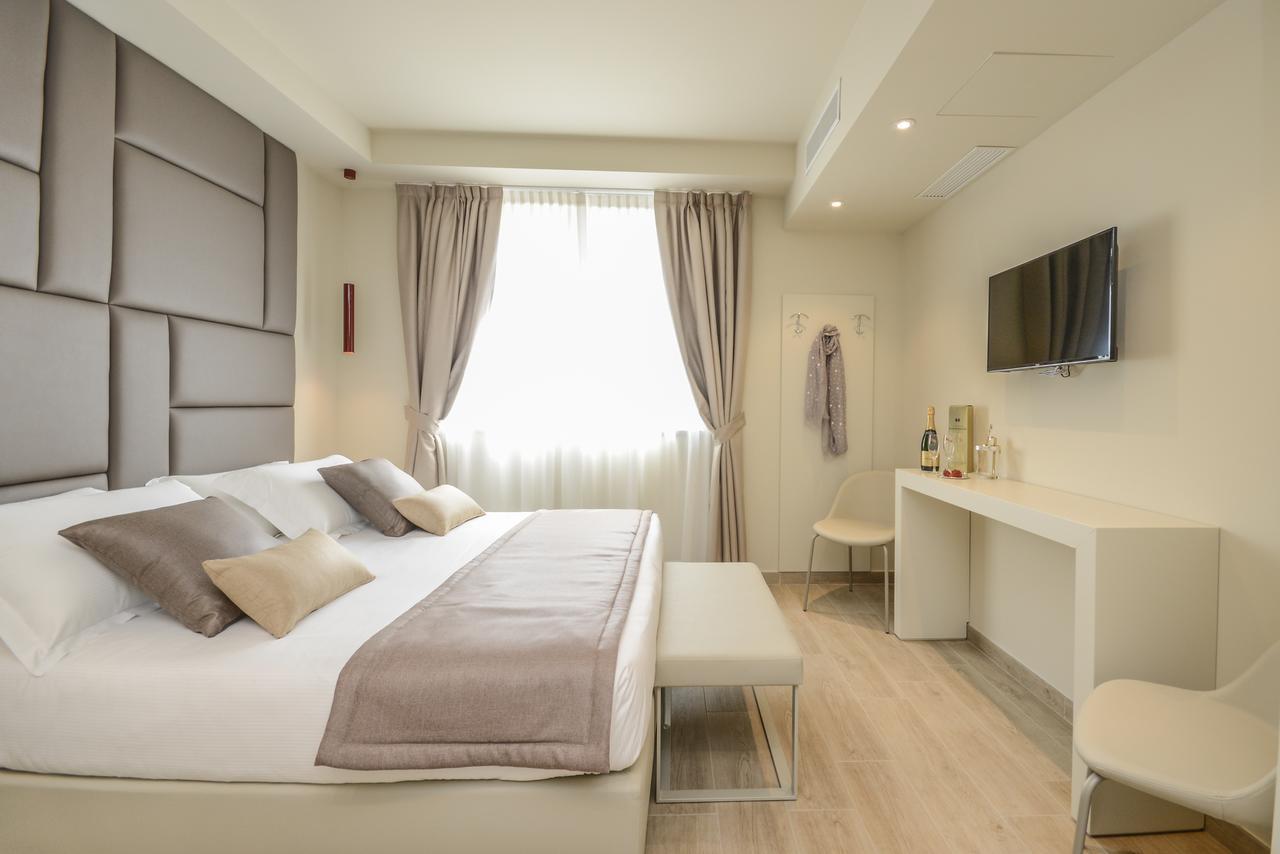 Hotel Villa Garuti 加达湖畔帕登赫 外观 照片
