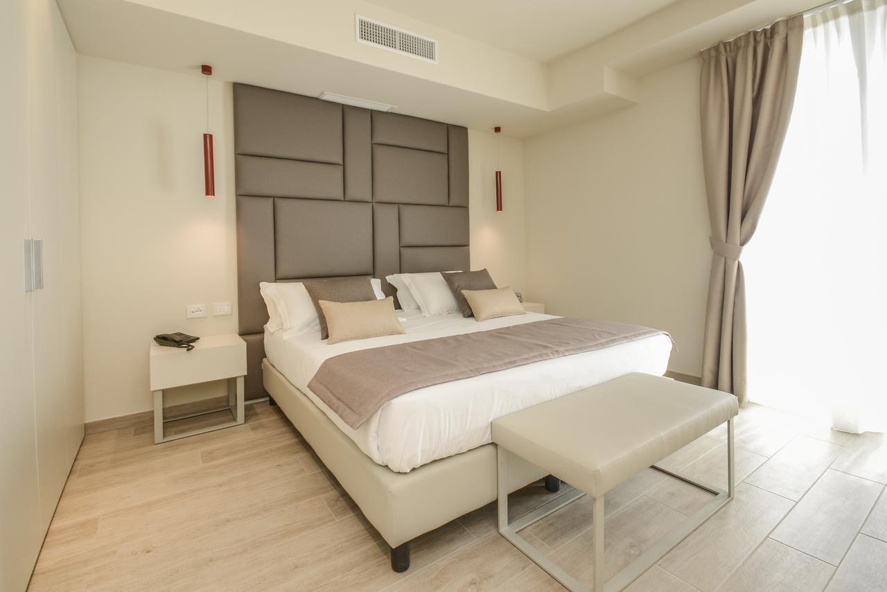Hotel Villa Garuti 加达湖畔帕登赫 外观 照片